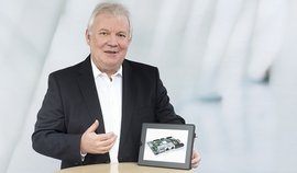 Holger Wussmann Managing Director Kontron Electronics presents Pi-Tron CM4n CM4 Kontron Electronics 